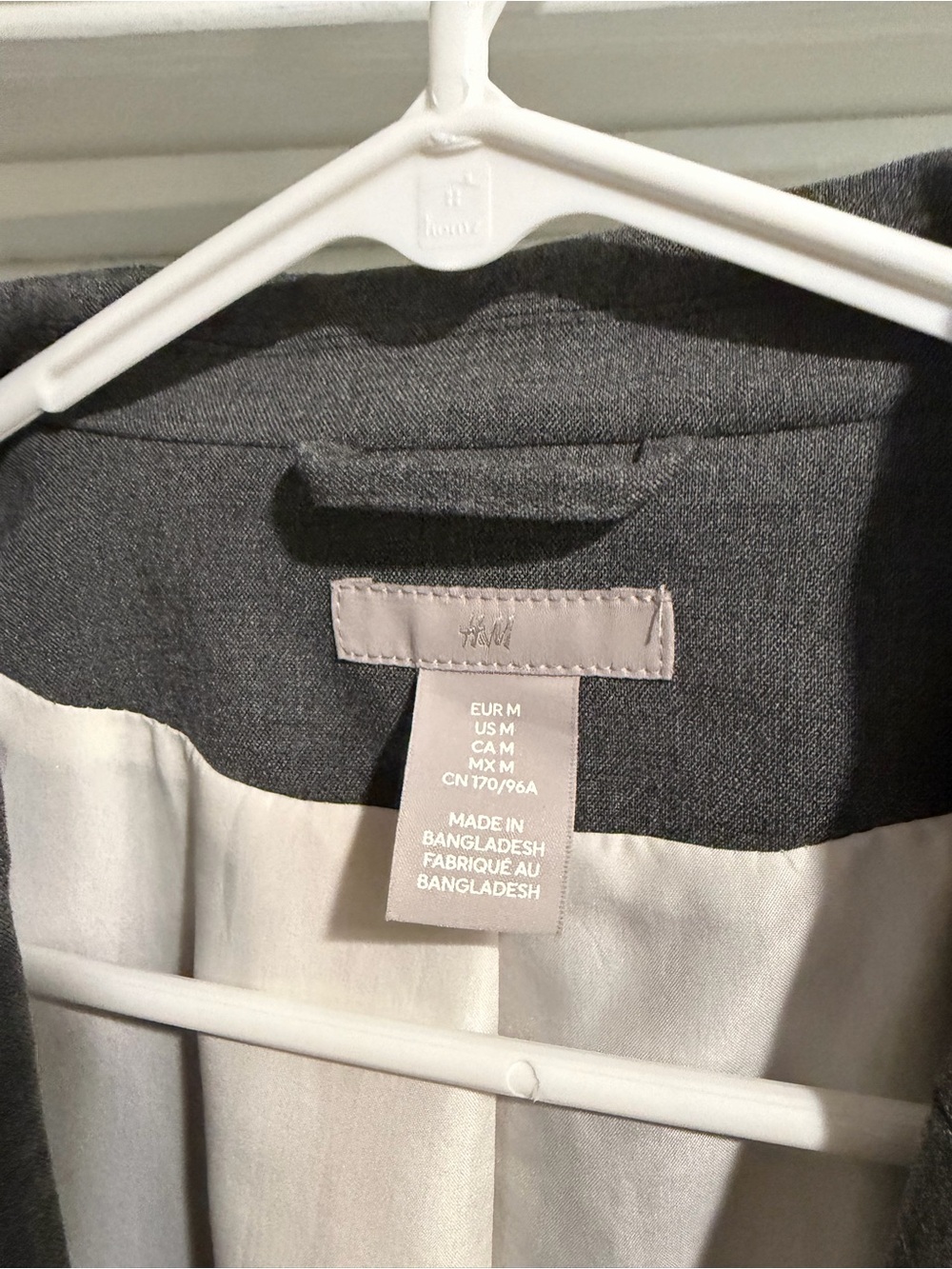 Grey blazer - Picture 2 of 4